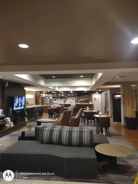 The Bistro - Eat. Drink. Connect.®