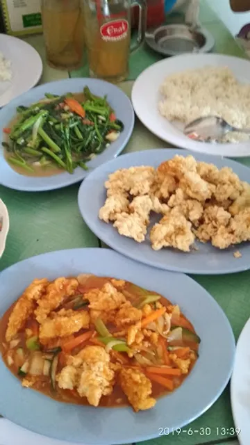 Rumah makan & seafood "99"