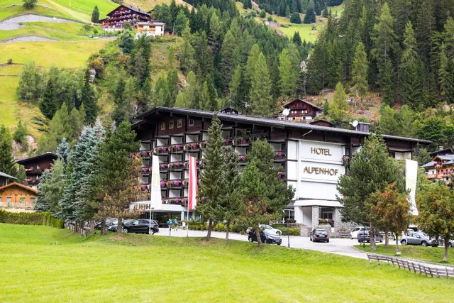 Hotel Alpenhof