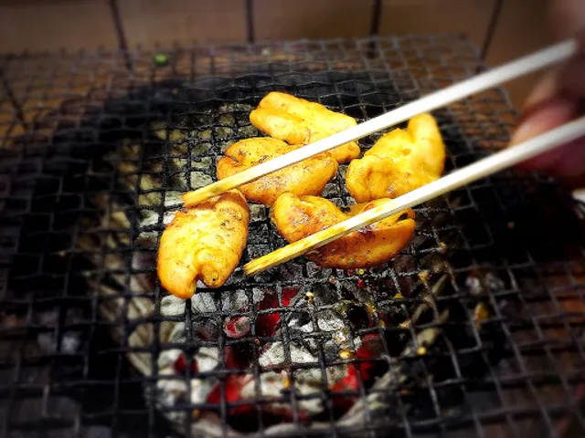 ホルモン焼 志美津