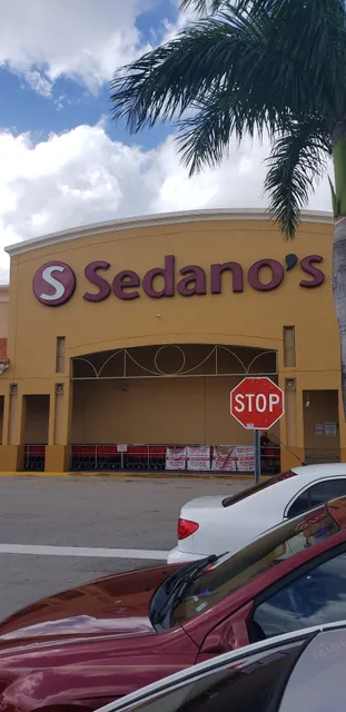 Sedano's Plaza