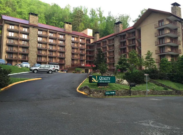 Quality Inn & Suites Gatlinburg North