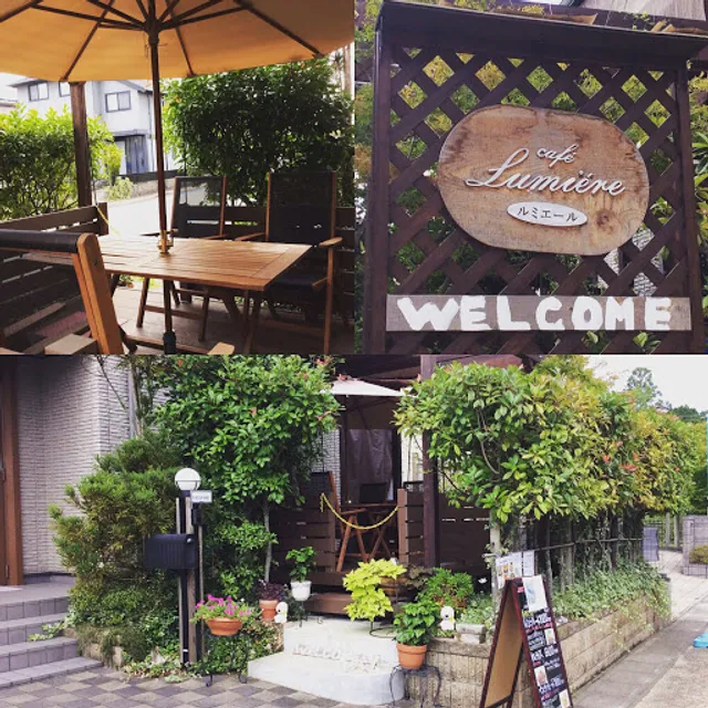 カフェ・ ルミエール