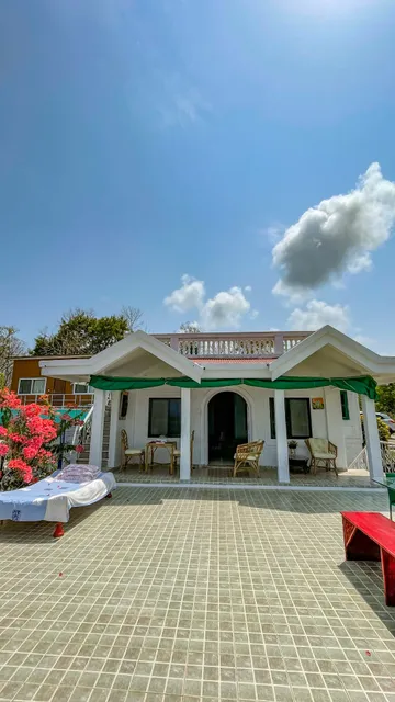 SaffronStays Sunglade, Kashid
