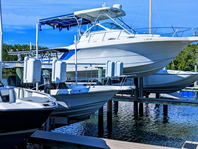 Cove Cay Marina
