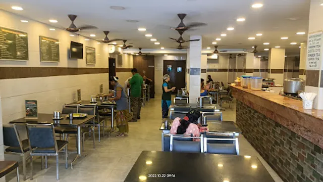 Bakya Veg Restaurant,Valasaravakkam