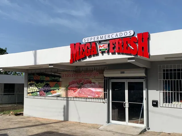 Supermercados Mega Fresh Amadeo, Vega Baja