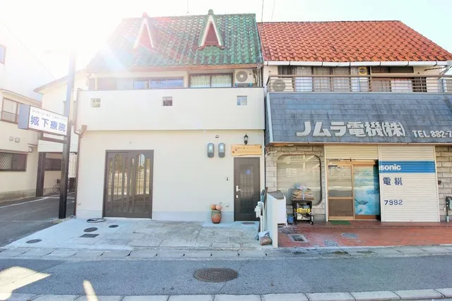 HURUSATONOIE GUEST HOUSE