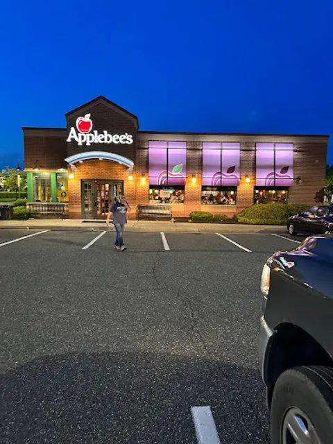 Applebee's Grill + Bar