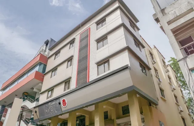 Gajanan Pride Girls Hostel