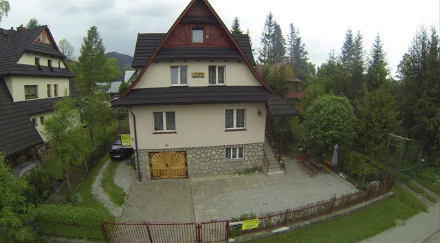 Dom Leśnik. Noclegi z Zakopanem