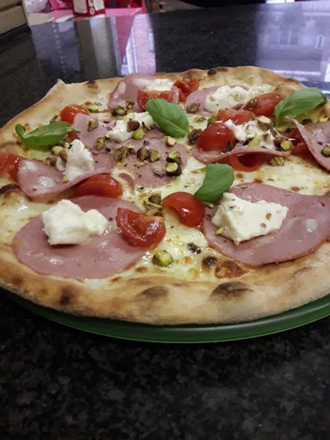 Pizzeria Mediterranea