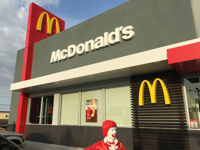 McDonald's Petén