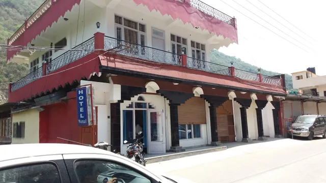 HOTEL MONAL