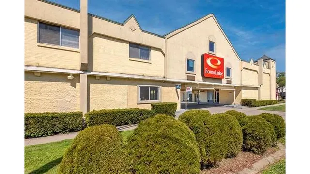 Econo Lodge Cortland Downtown