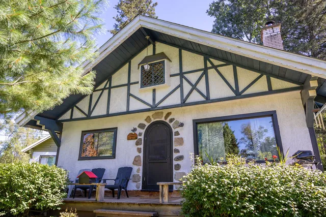 Village Suisse de Val-David - Chalets