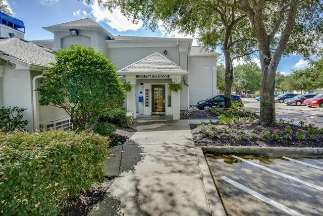 Studio 6 Houston, TX - Hobby South