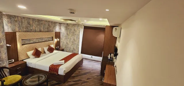 Prithvi yatra Hotel