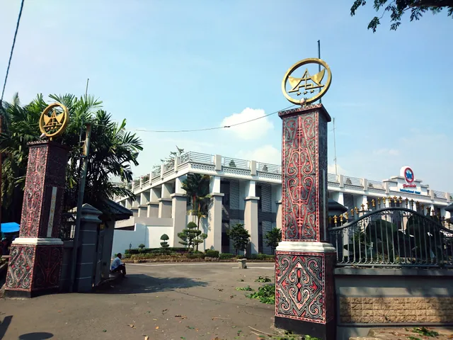 Pardede International Hotel