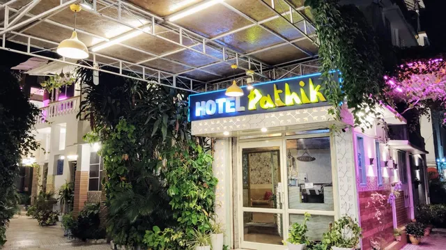 Hotel Pathik