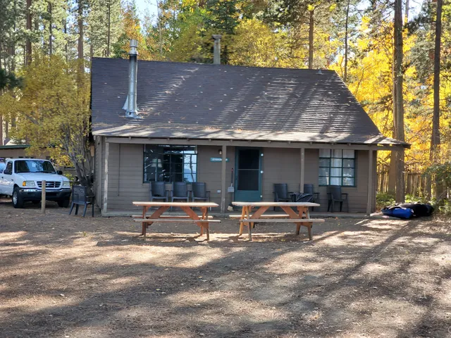 Camp Richardson Beachside Inn