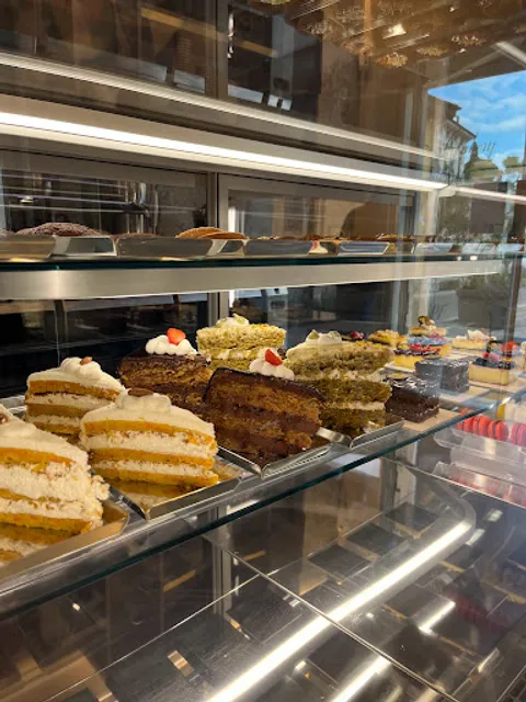 Arilicbakery by Torta della Nonna