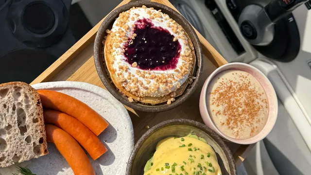 Waves Restaurant (SUNDECK)