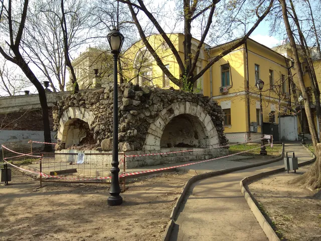 Usachyovy-Naidyonovy Estate Park