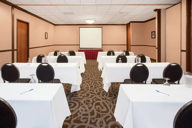 IMLI BANQUETS & CATERING