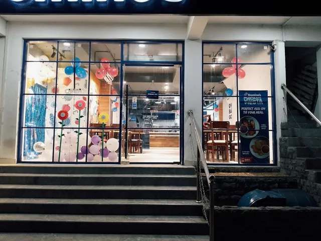 Domino’s Pizza - Ambalangoda