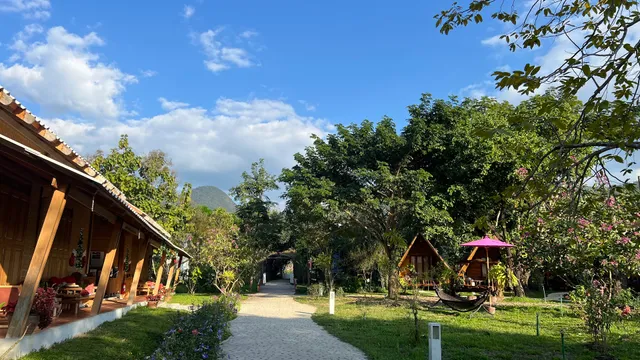 Society House Luxury Hostel Pai