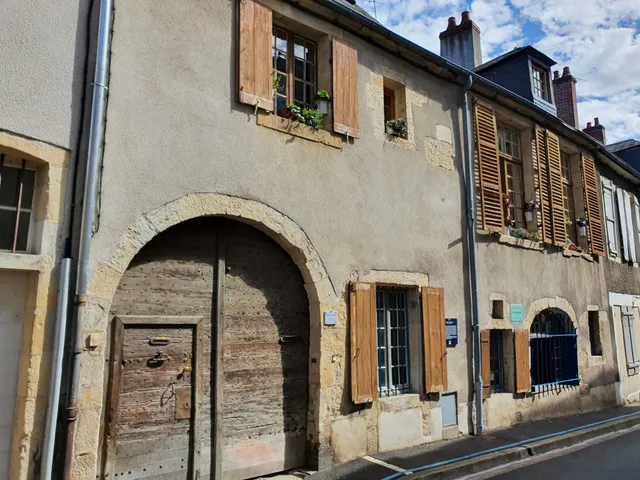 Bed and Breakfast Nevers "The Chasseigne"