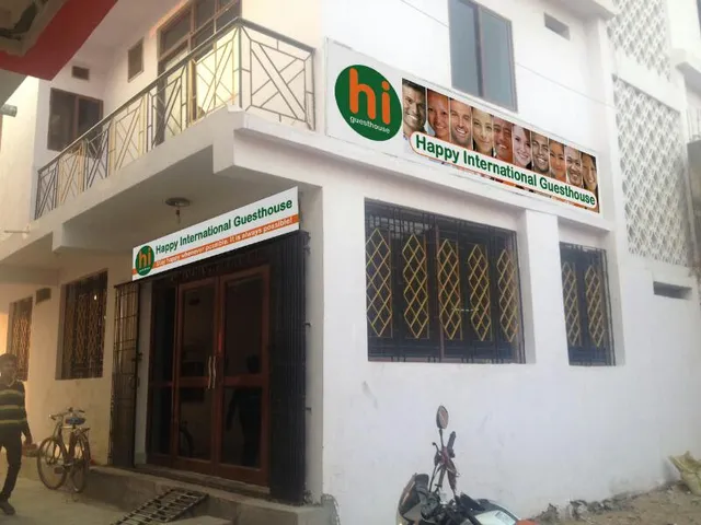 POP 81293J Happy International Guest House