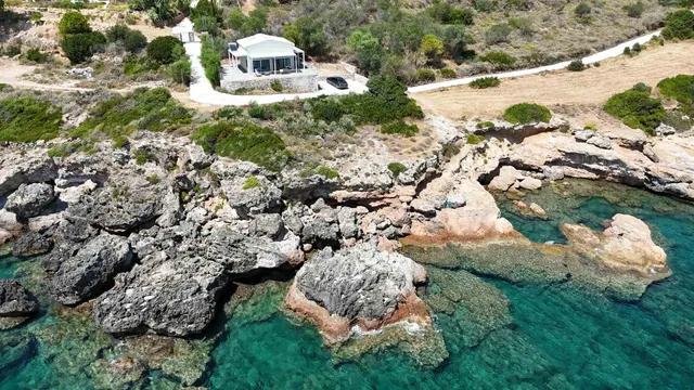 Thalasson Beach House