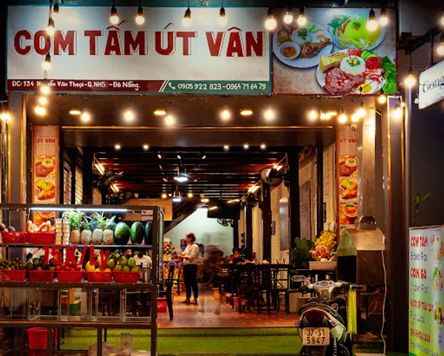 Cơm tấm Út Vân - Ut Van Vietnamese Restaurant