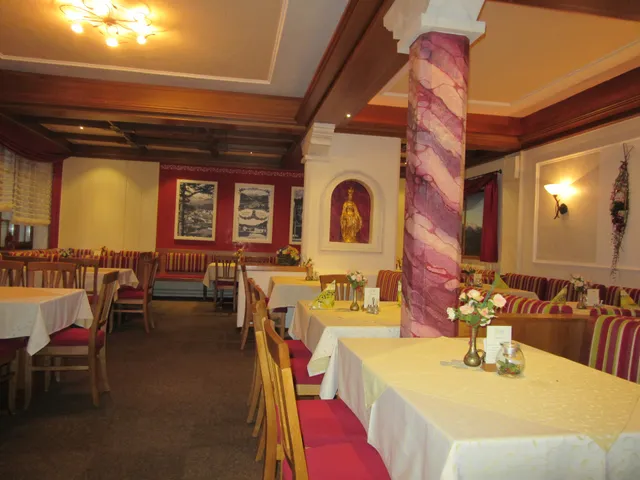 Gasthof zum Niederhaus - Familie Perthold