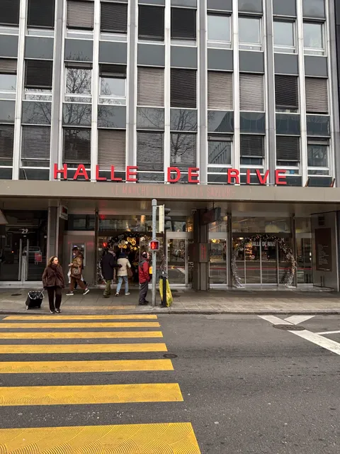 Halle de Rive, Indoor Market