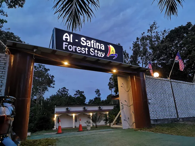 Alsafina forest stay