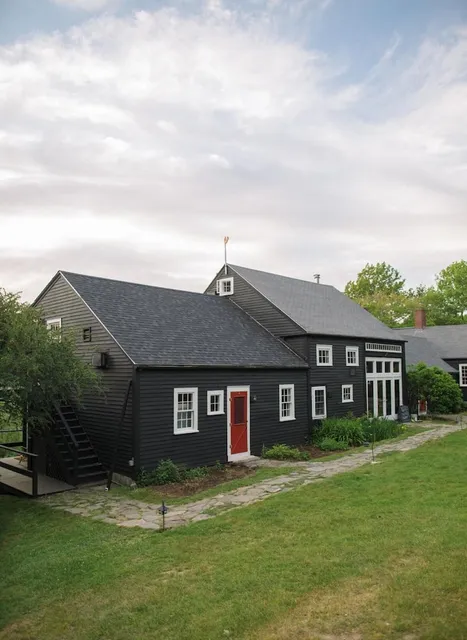 The Squire Tarbox Inn