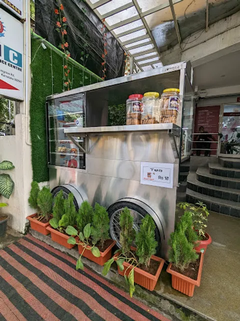 👑 Crown Cafe ( Snack Kart )