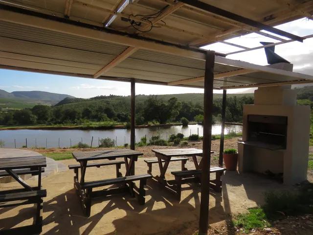 Swartberg Backpackers