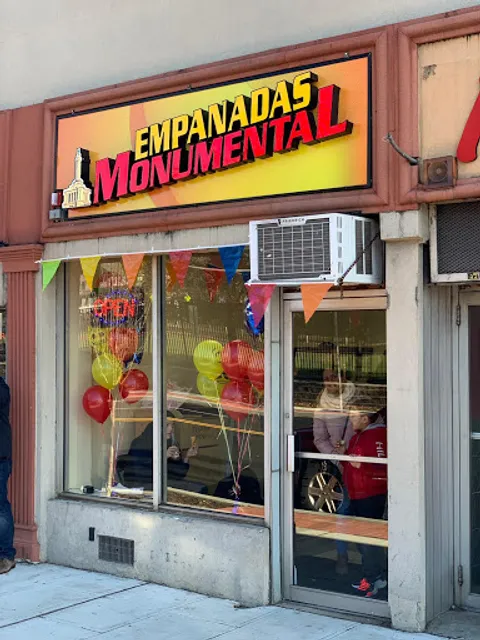 Empanadas Monumental