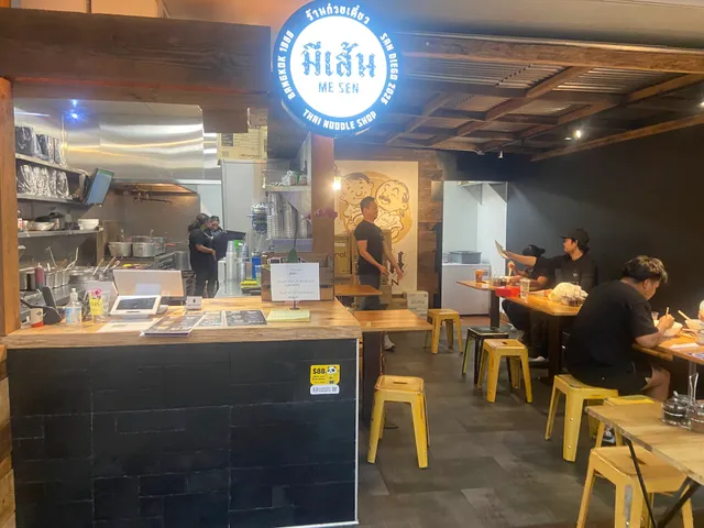 ME SEN Thai Noodle Shop