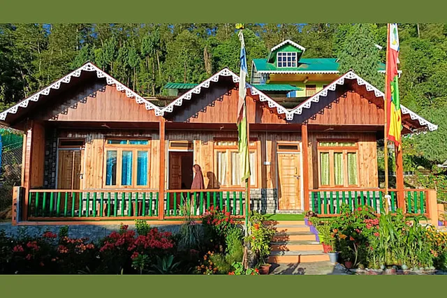 The Wooden Homestay, Mairung Gaon