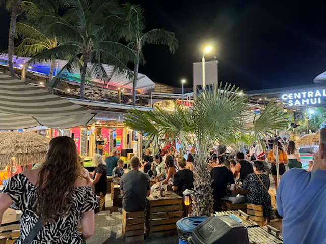 C Mui Market - Foods&Souvenirs Market