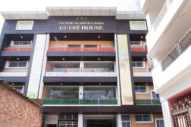 Flagship Fanatic Inn And Banquet Near Chaudhary Charan Singh International Airport