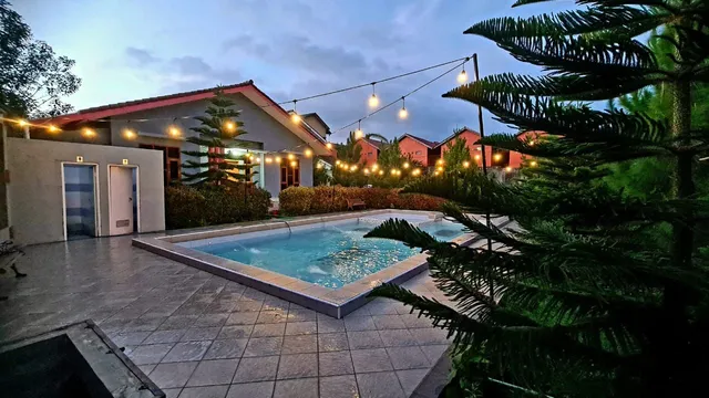 Villa Rasberry Garden