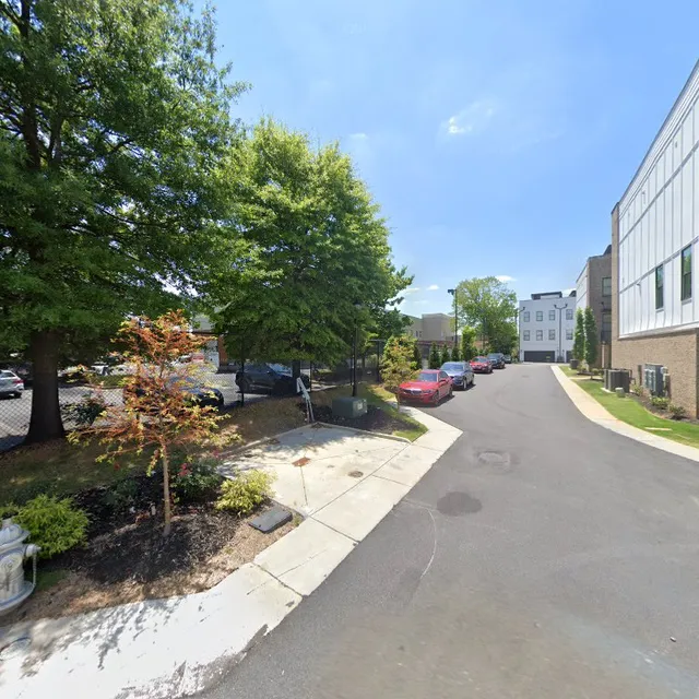 1015 Donald Lee Hollowell Pkwy NW