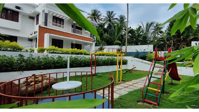 Bestinn Leisure The Vogue Athirappilly