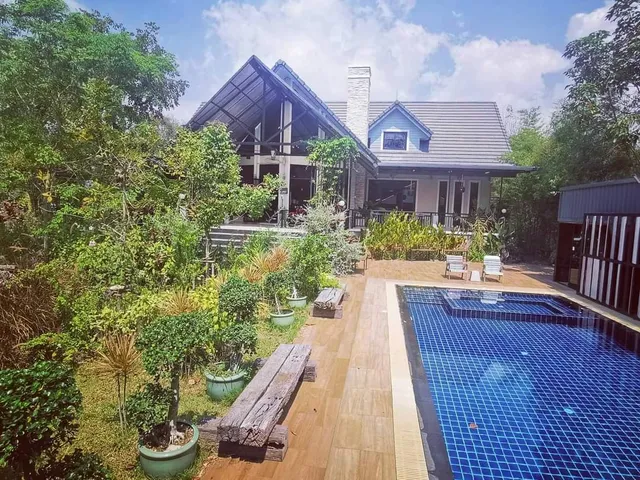 Capital O 75378 Thawapee Resort